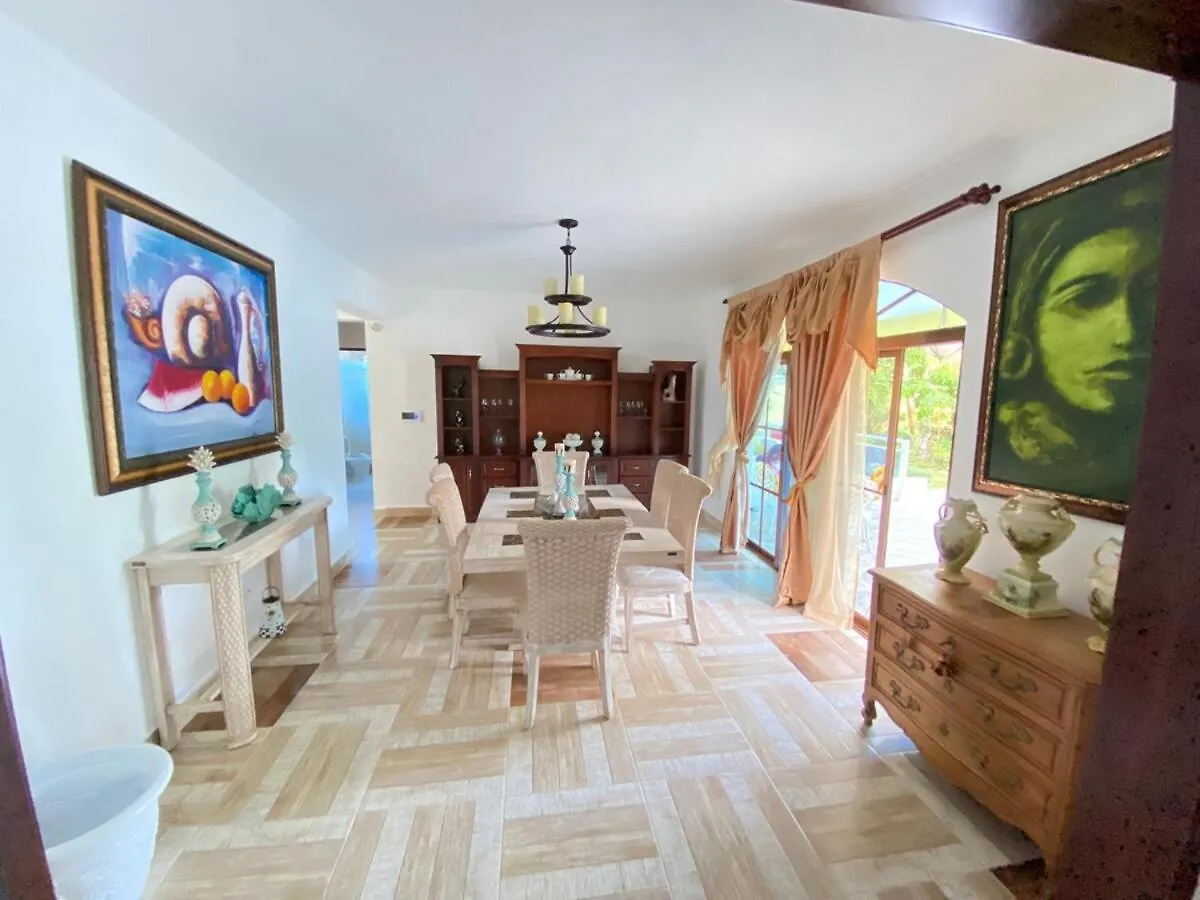 Beautiful Villa With Mountain View Πουέρτο Πλάτα